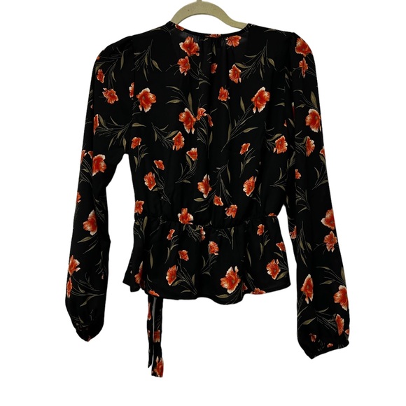 Sienna Sky Floral Long Sleeve Top Size Small Preowned Very Good Condition - Picture 2 of 4